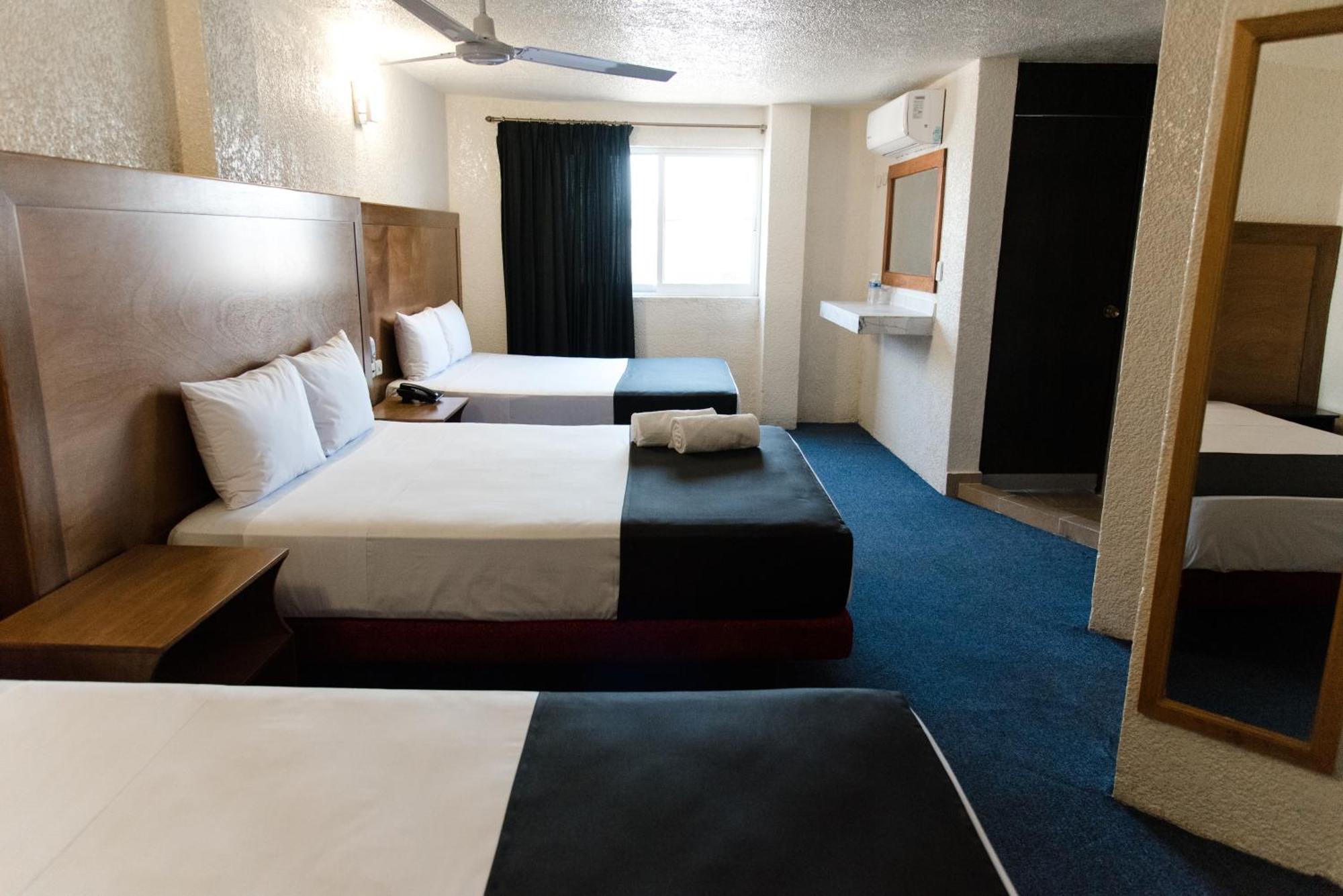 Hotel Central Irapuato - Hotel En איראפואטו מראה חיצוני תמונה